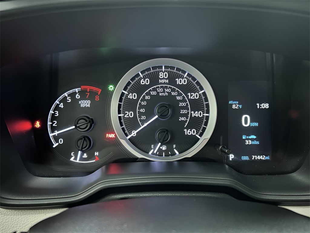 2020 Toyota Corolla LE photo 16