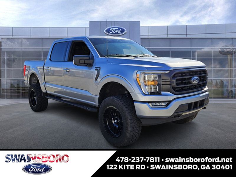 2022 Ford F-150 XLT's photo