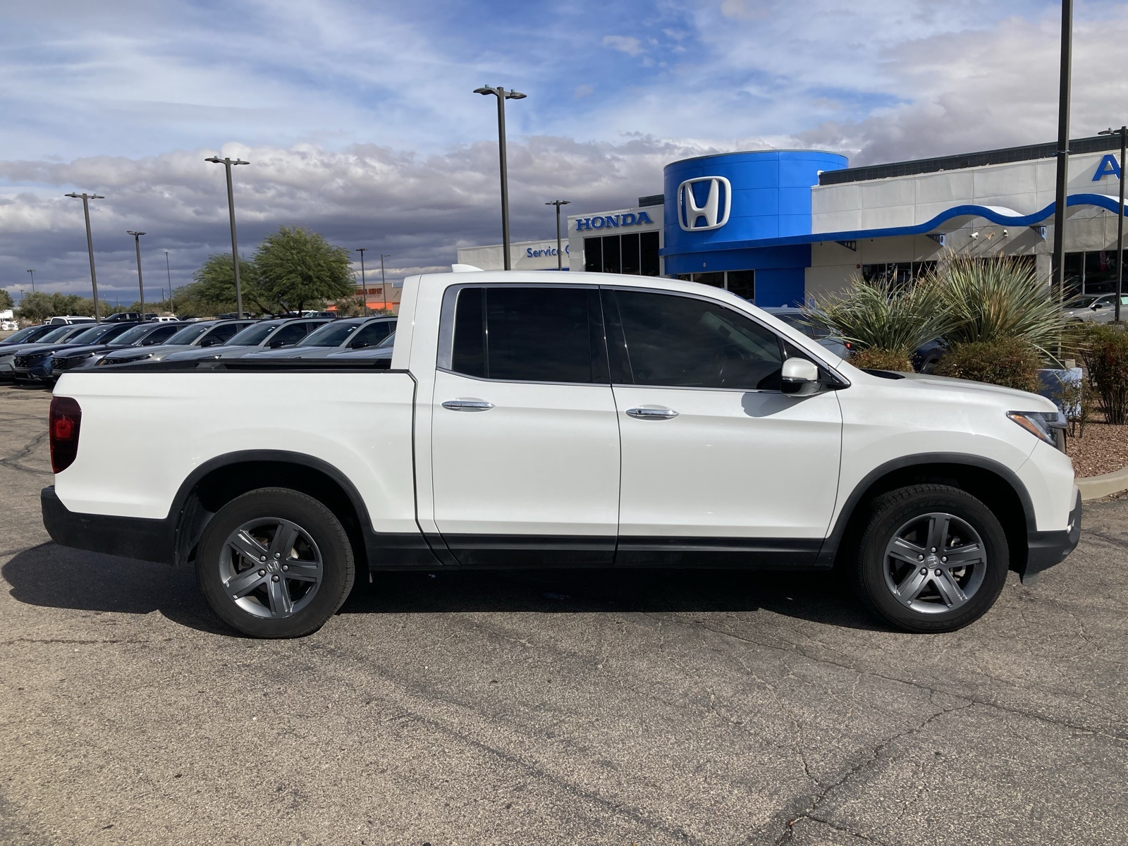 2022 Honda Ridgeline RTL-E photo 3