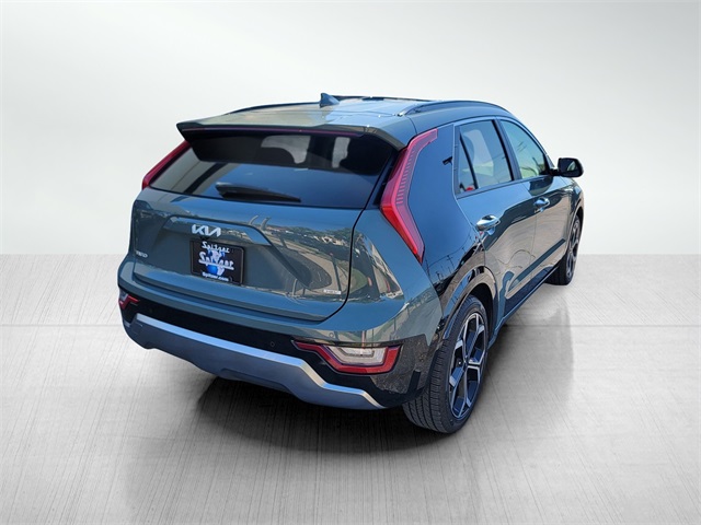 2023 Kia Niro SX Touring photo 3