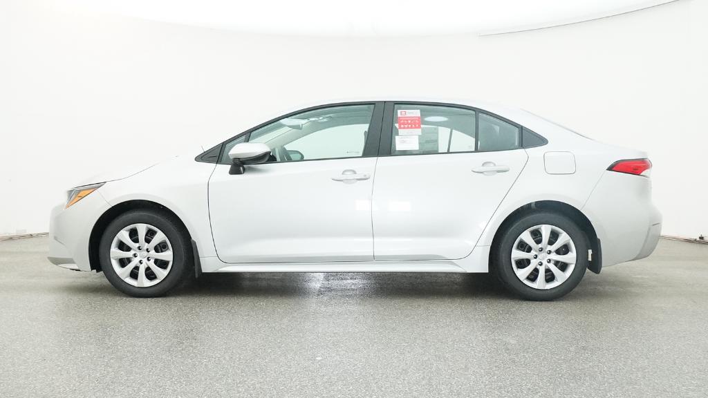2026 Toyota Corolla LE photo 10