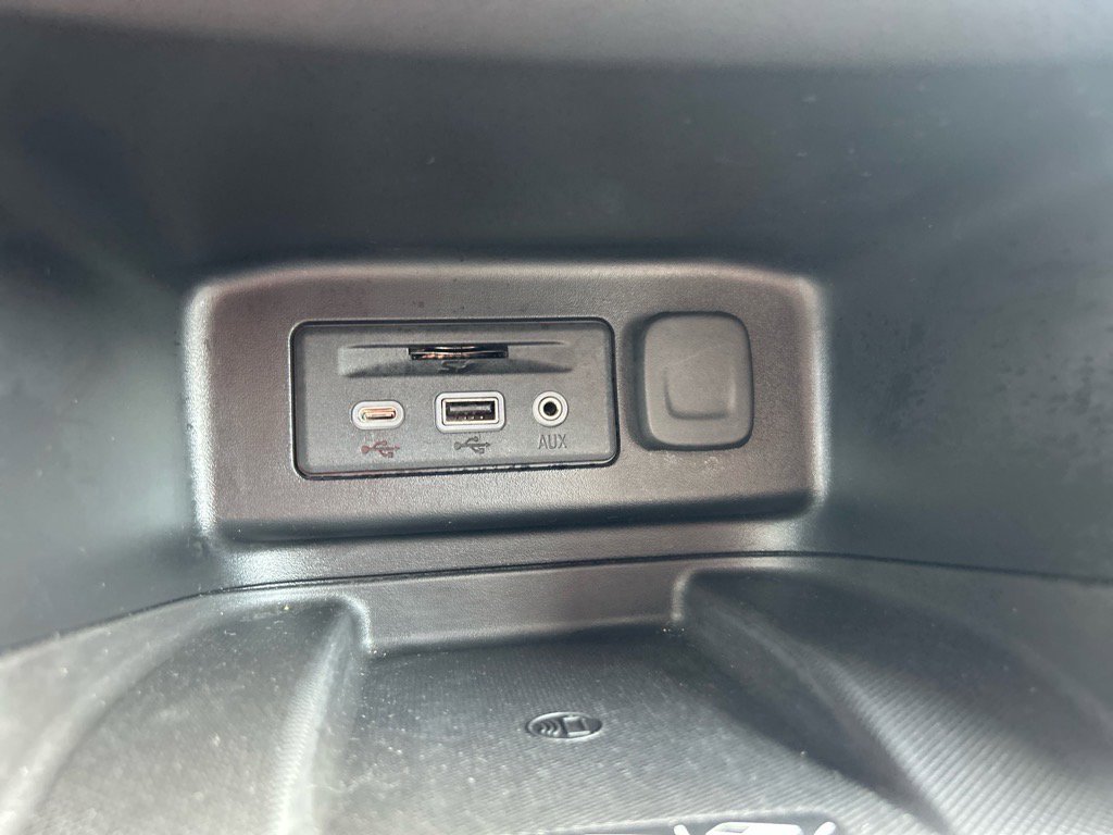 2020 Chevrolet Equinox Premier photo 24
