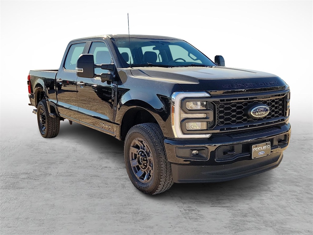 2025 Ford F-250 Super Duty XL's photo