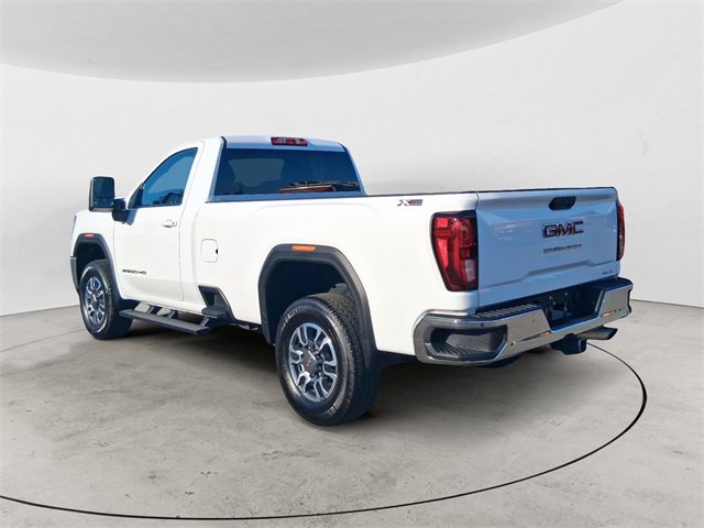 2022 Gmc Sierra 2500 HD SLE photo 3