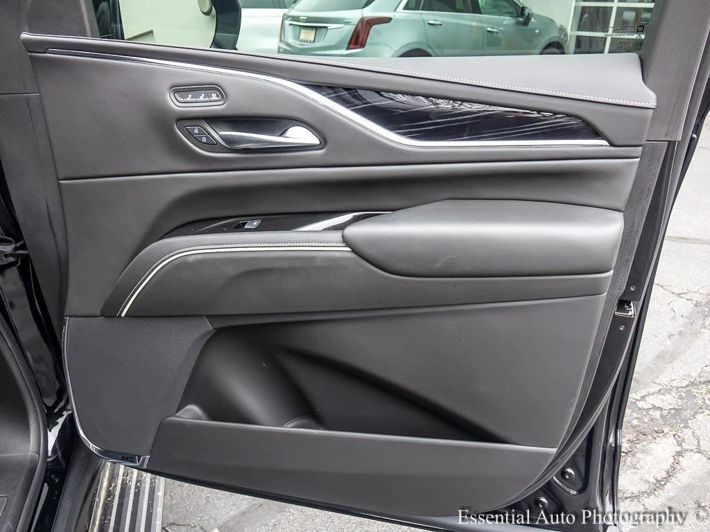 2024 CADILLAC ESCALADE - Image 28