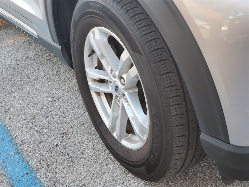 2024 Ford Explorer XLT photo 4