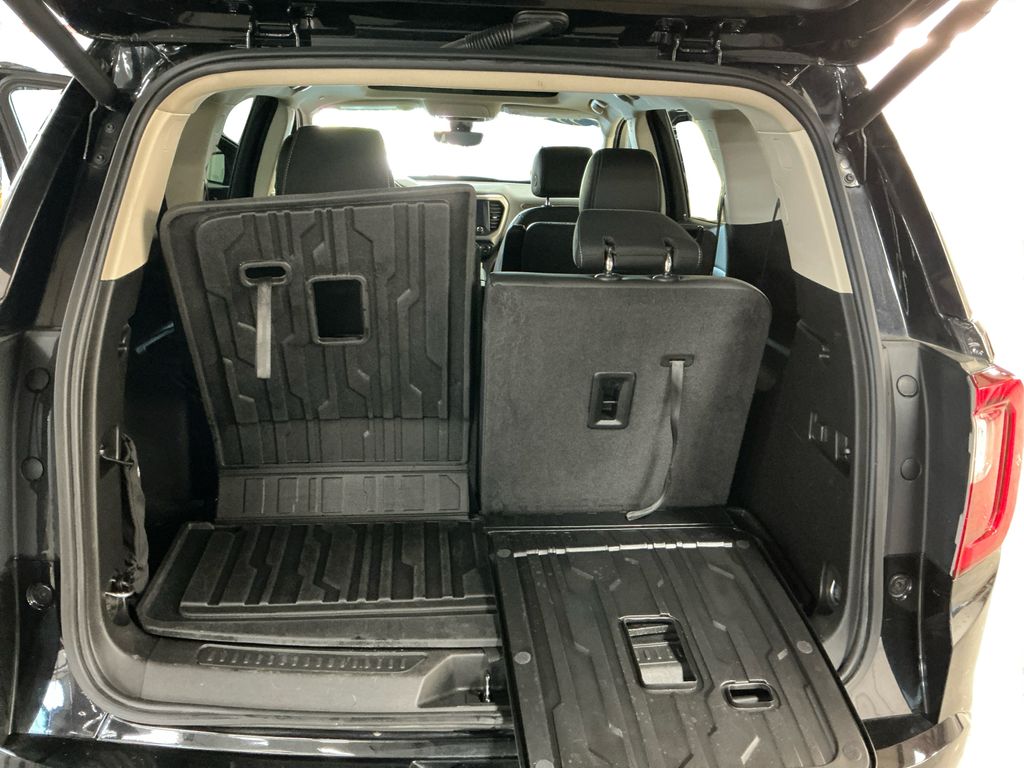 2022 Gmc Acadia Denali photo 17