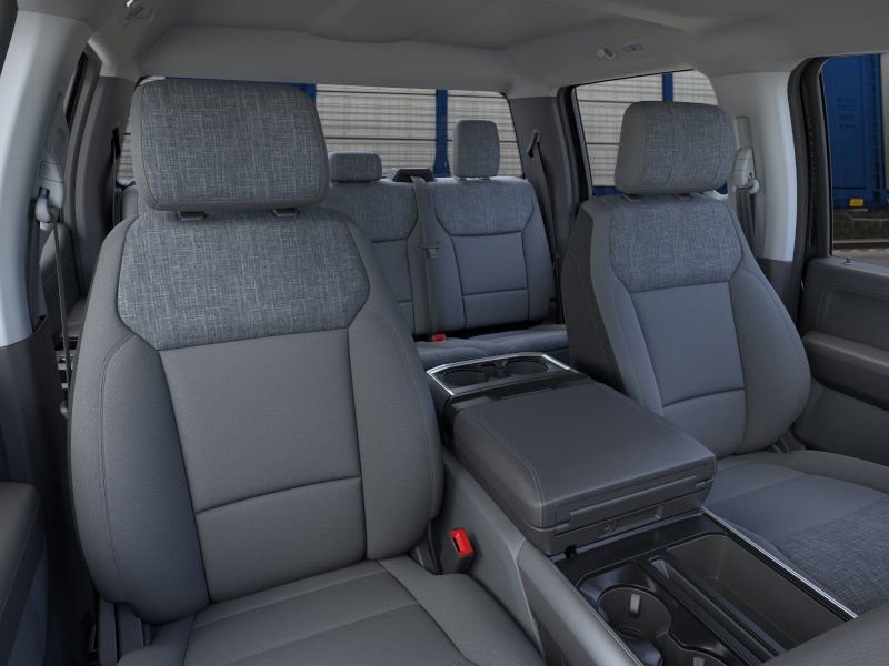 2025 Ford F-150 XLT photo 9