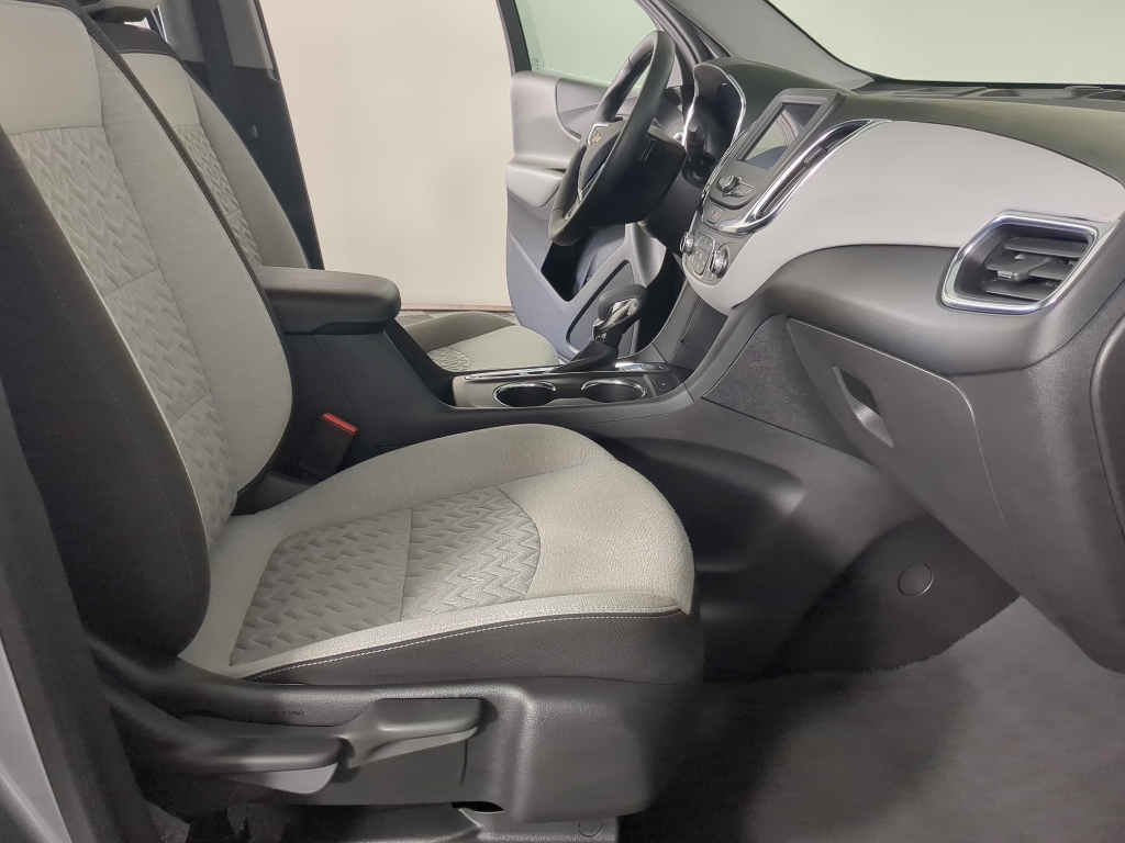 2024 Chevrolet Equinox LT photo 13