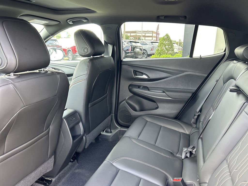 2025 Buick Envista Avenir photo 18