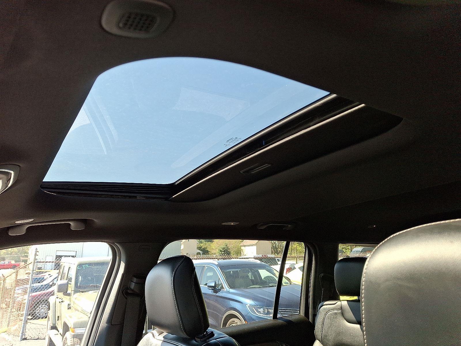 2023 Jeep Grand Cherokee Altitude photo 16