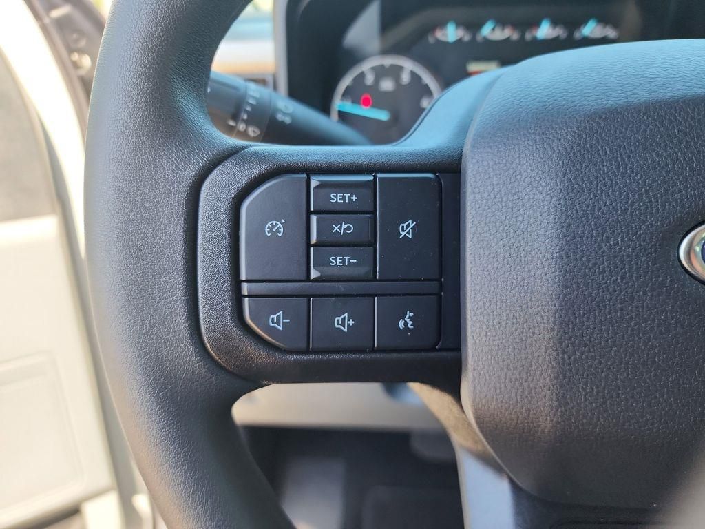2025 Ford F-250 photo 15