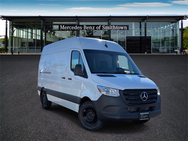 2025 Mercedes-Benz Sprinter Cargo Van Base's photo