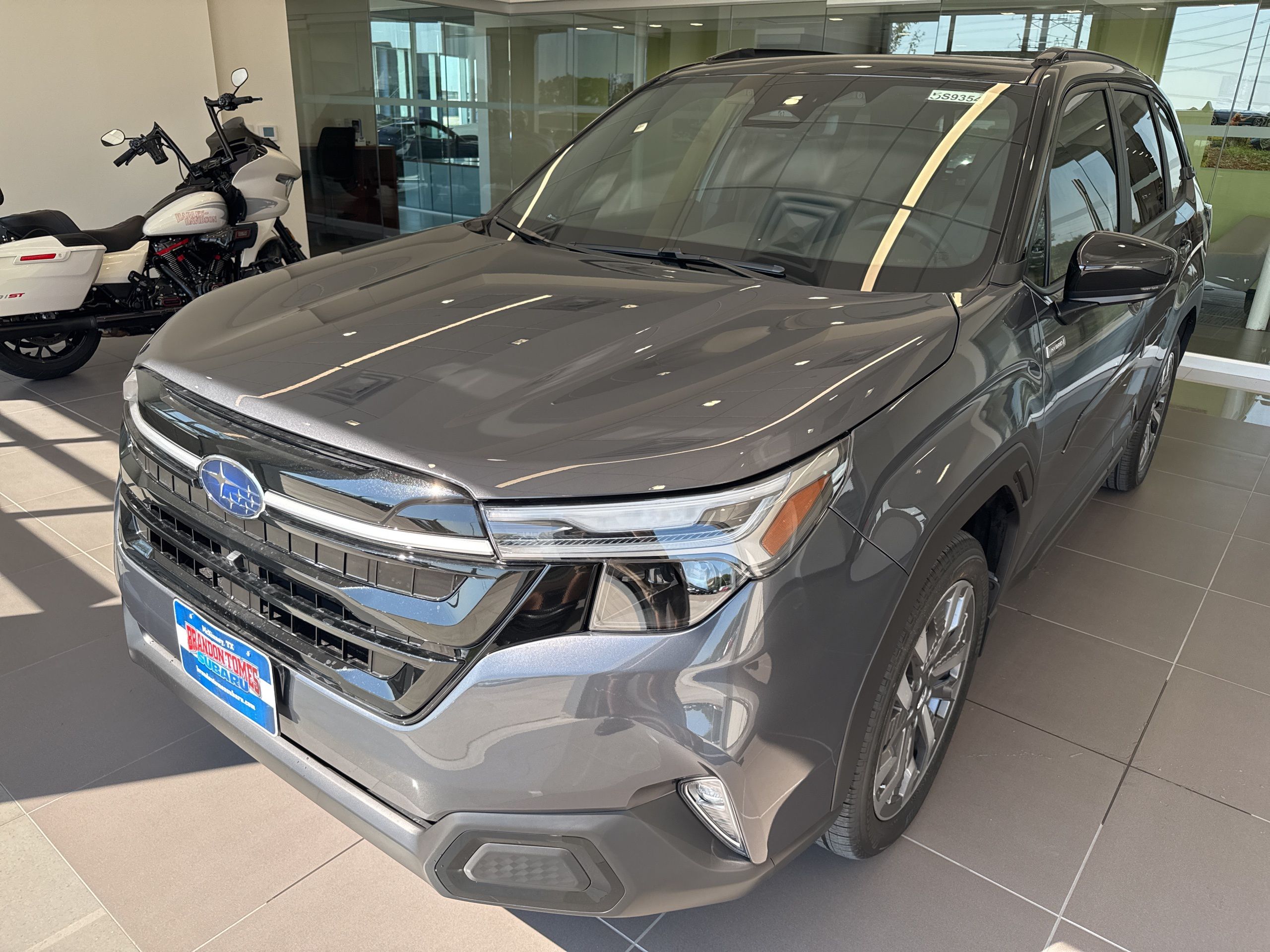2025 Subaru Forester Touring photo 7