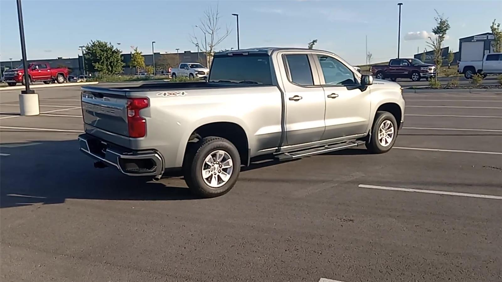 2026 Chevrolet Silverado 1500 LT photo 8