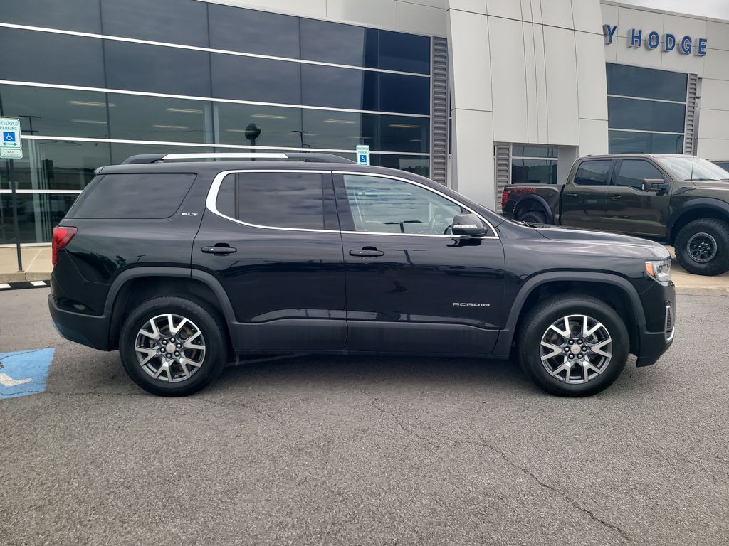 2023 Gmc Acadia SLT photo 2