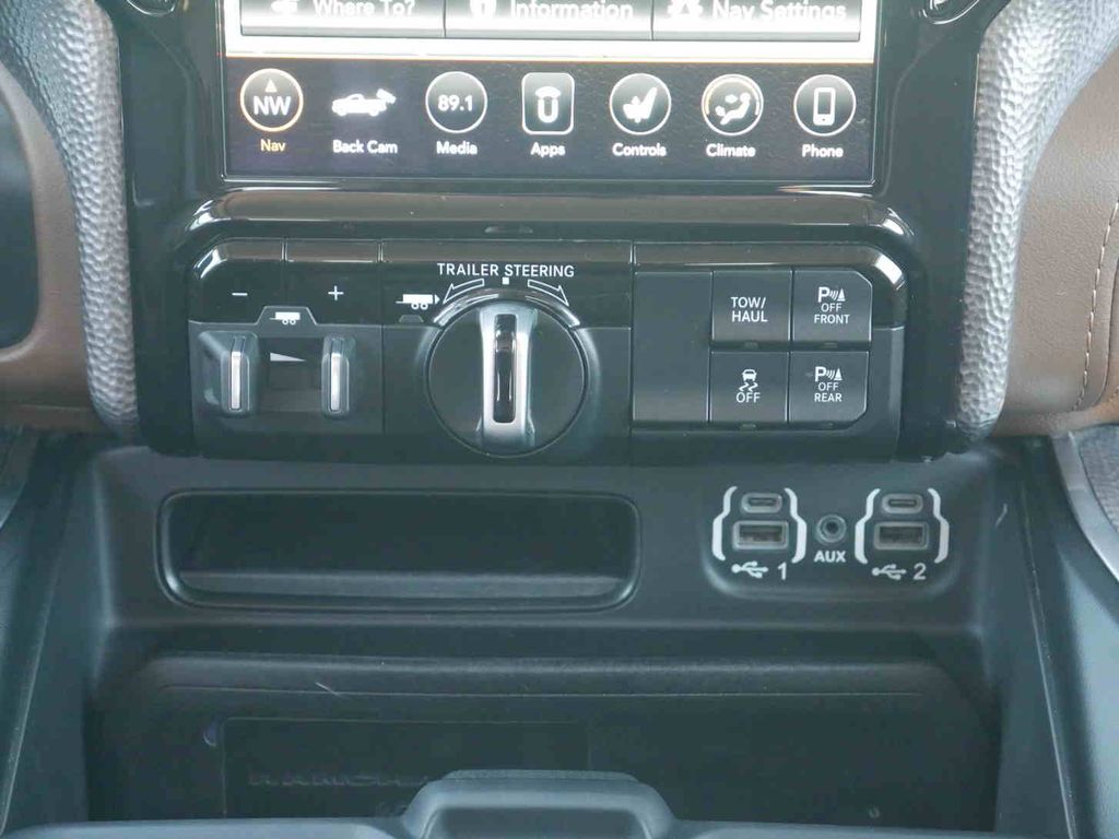 2021 Ram 1500 Laramie Longhorn photo 4