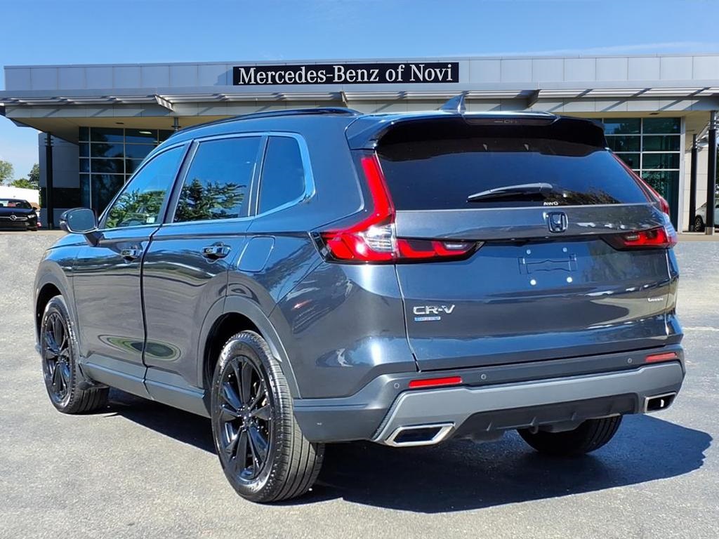 2024 Honda CR-V Hybrid Sport Touring photo 3