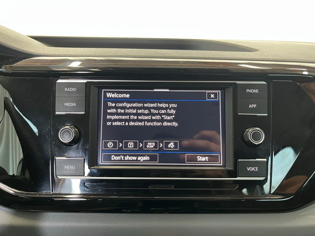 2024 Volkswagen Taos S photo 16
