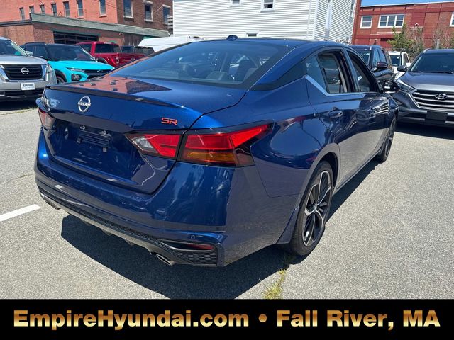 2024 Nissan Altima 2.5 SR photo 8