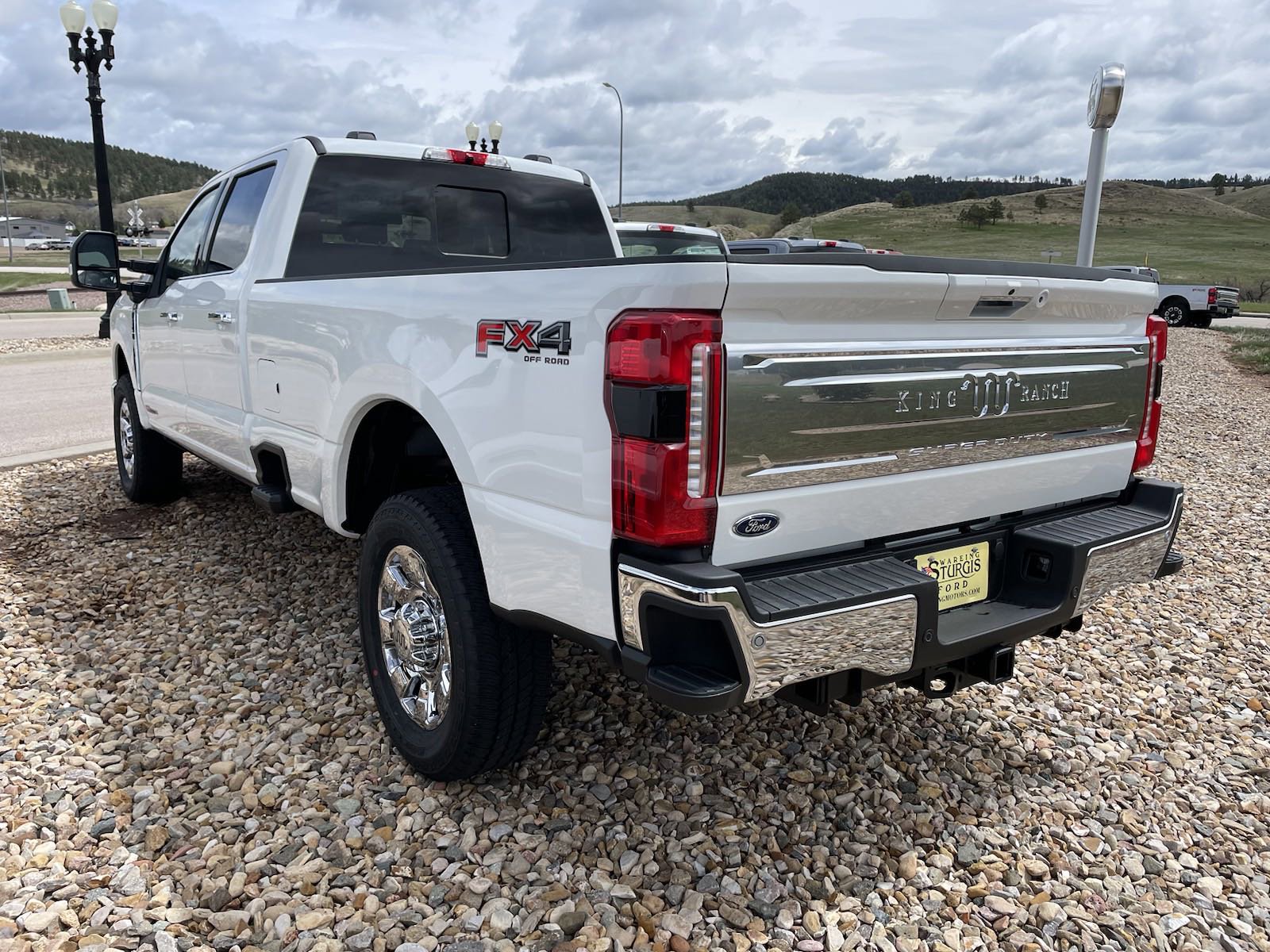 New 2024 Star White Metallic Tri-Coat Ford King Ranch image 6