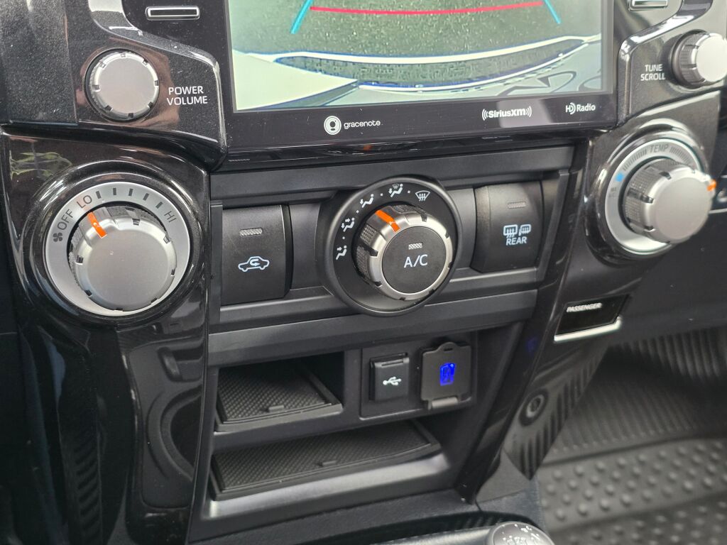 2023 Toyota 4Runner TRD Off-Road Premium photo 28