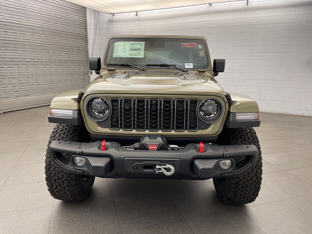 2025 Jeep Wrangler Rubicon photo 5