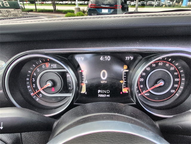 2019 Jeep Wrangler Unlimited Sahara photo 12