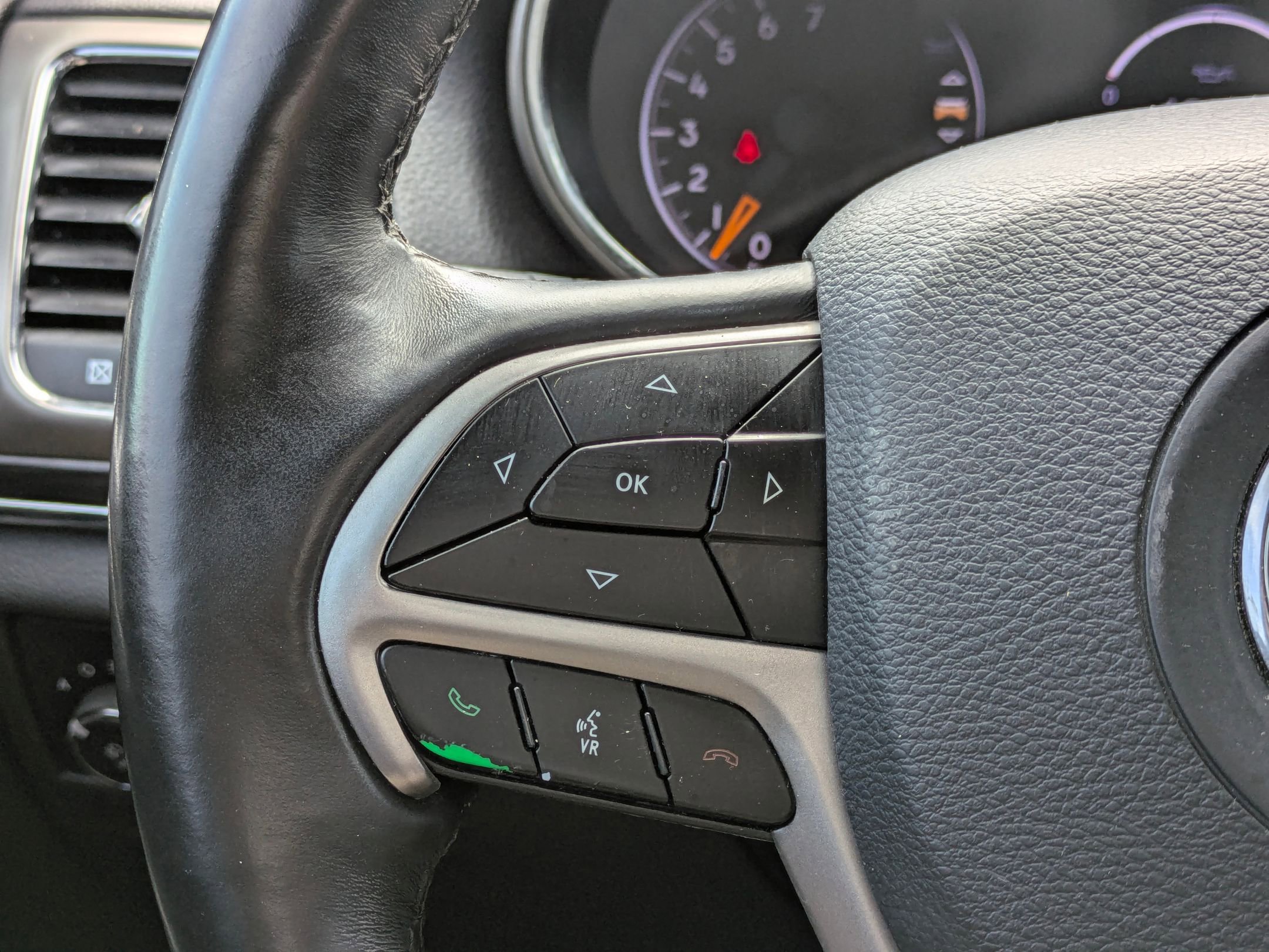 2019 Jeep Grand Cherokee Limited photo 17