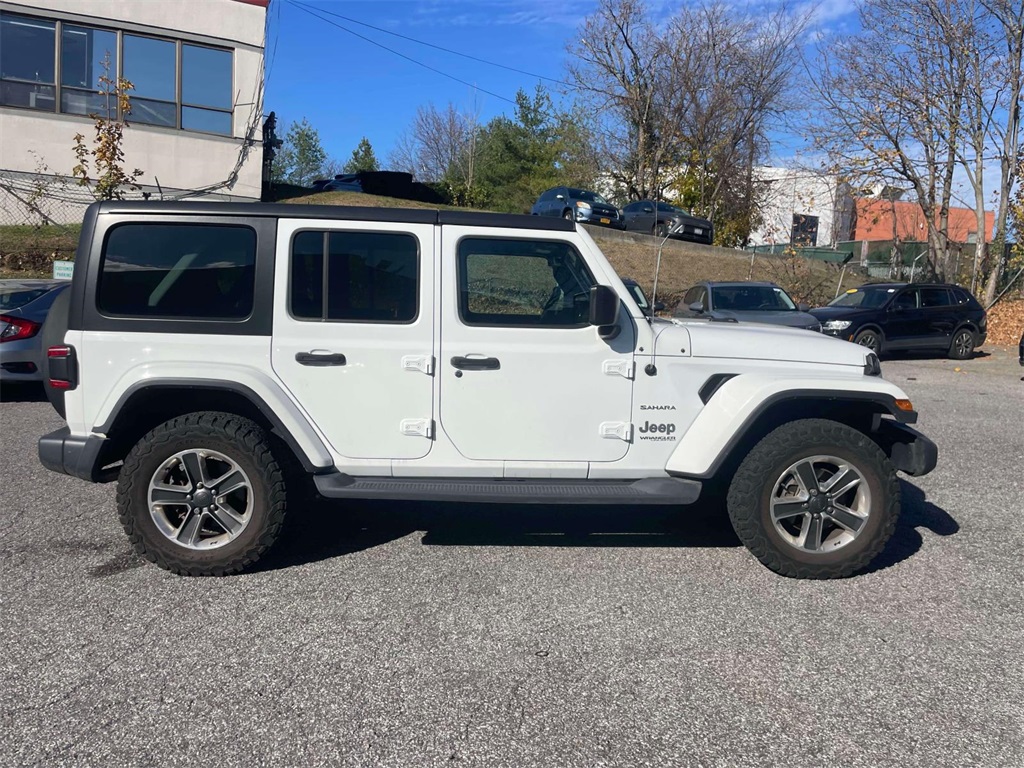 2018 Jeep Wrangler Unlimited Sahara photo 4