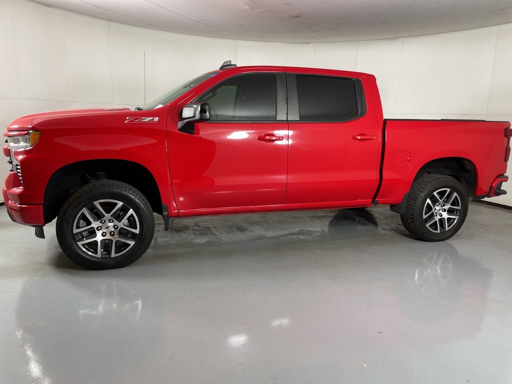 2022 Chevrolet Silverado 1500 RST photo 5