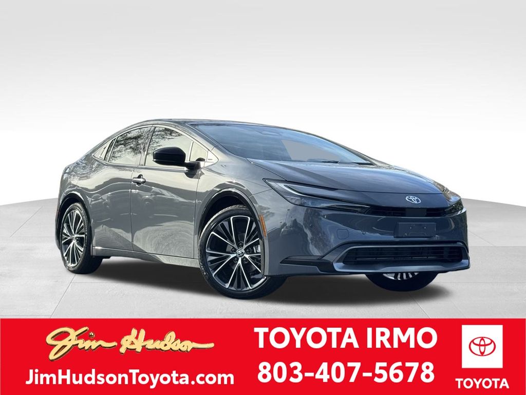 2026 Toyota Prius XLE's photo