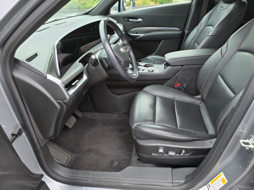 2024 Cadillac XT4 Premium Luxury photo 19