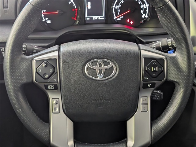 2022 Toyota 4Runner SR5 photo 10
