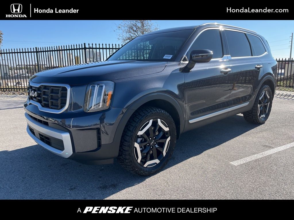 2025 Kia Telluride S's photo