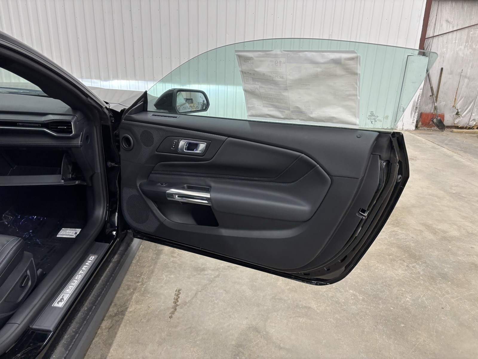 2025 Ford Mustang GT Premium photo 15