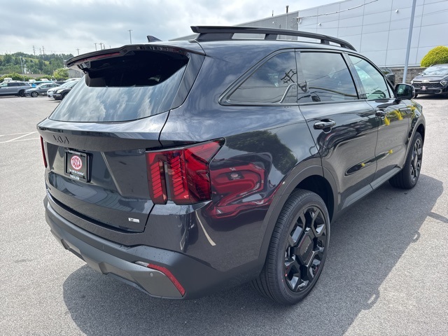 2025 Kia Sorento X-Line SX Prestige photo 3