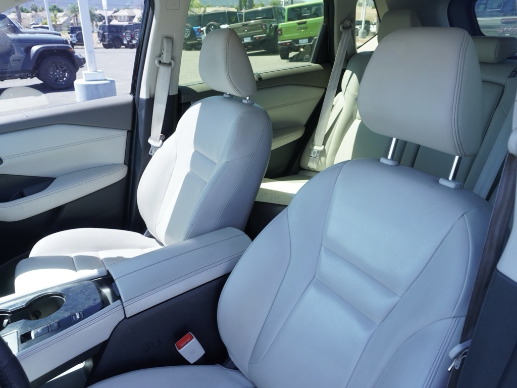 2023 Nissan Rogue SL photo 21