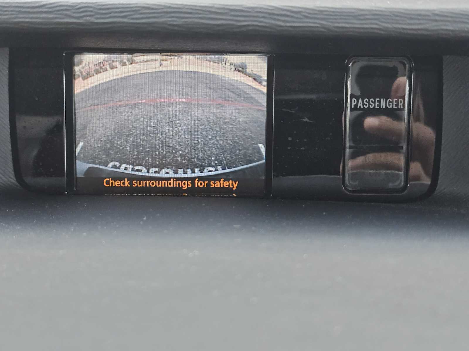 2013 Toyota Sienna LE photo 12
