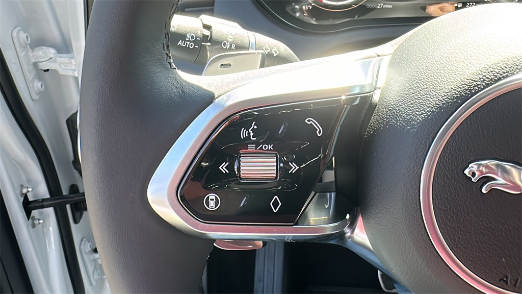 2024 Jaguar E-PACE R-Dynamic SE photo 14