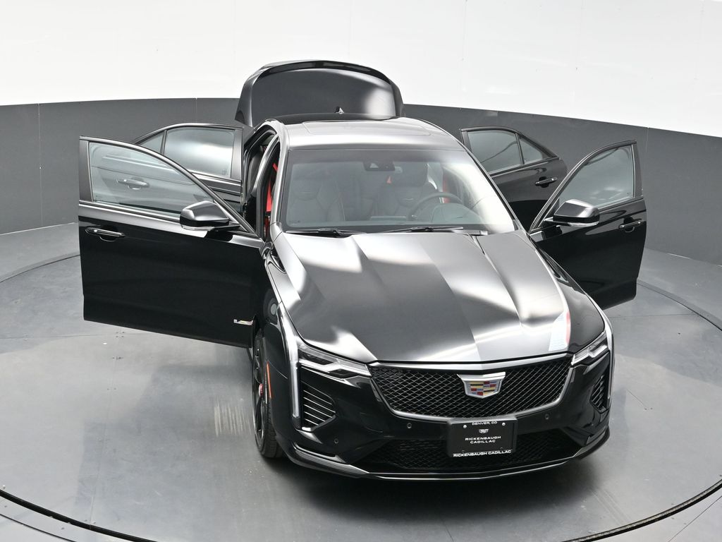 2025 Cadillac CT4 photo 25