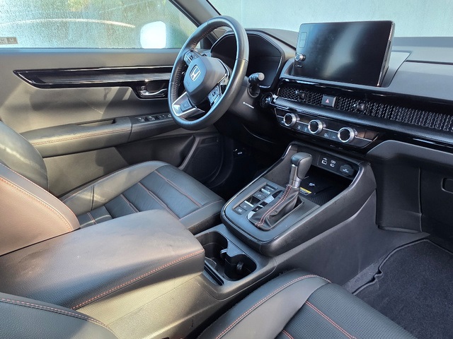 2023 Honda CR-V Sport Touring photo 2