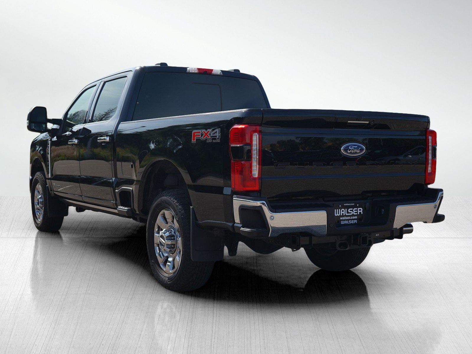 2023 Ford F-350 XL photo 3
