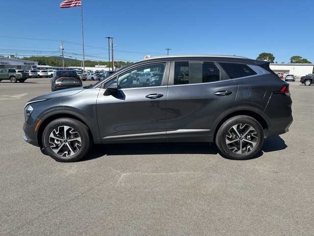 2023 Kia Sportage EX photo 4