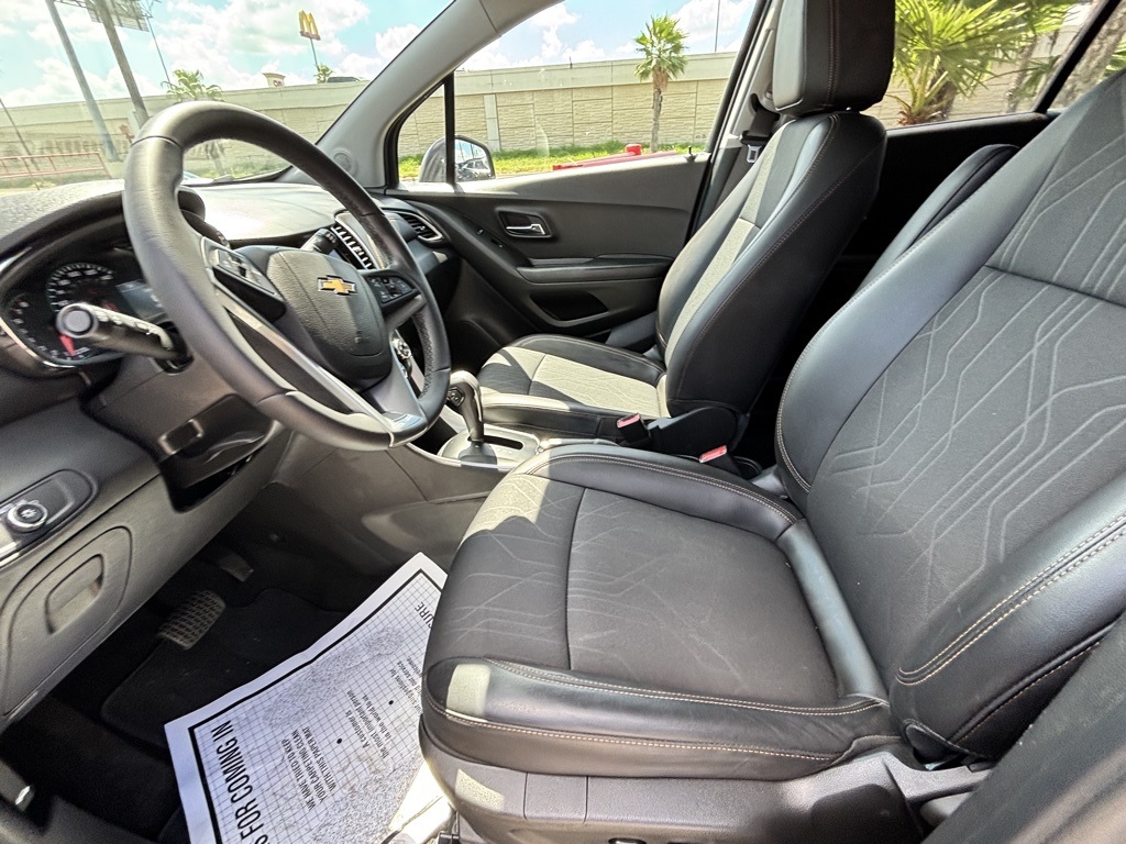 2022 Chevrolet Trax LT photo 13