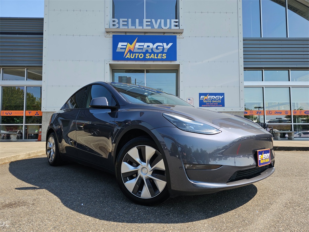2023 Tesla Model Y Long Range photo 2