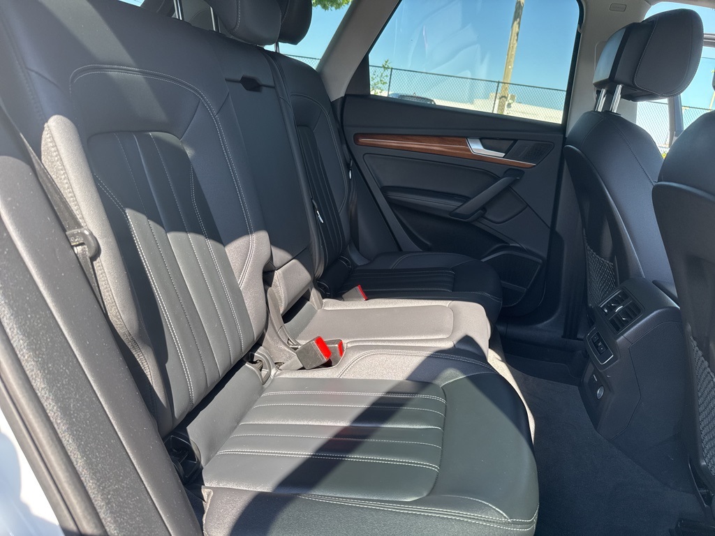 2023 Audi Q5 45 S line Premium photo 27