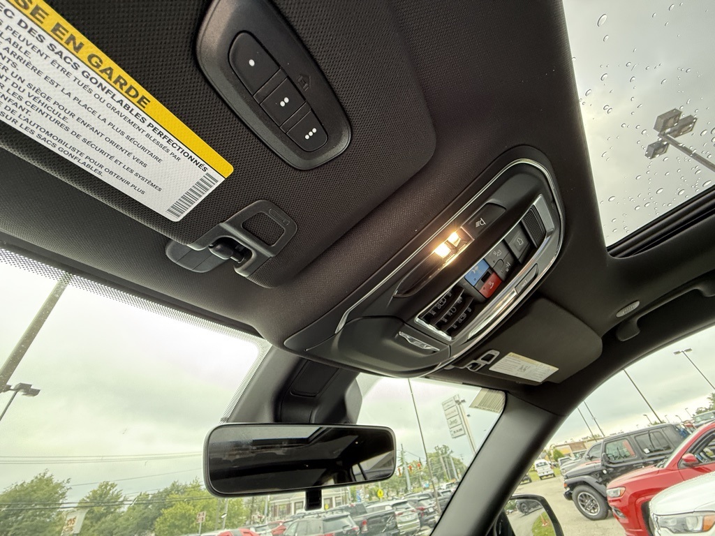 2025 Jeep Grand Cherokee Limited photo 22