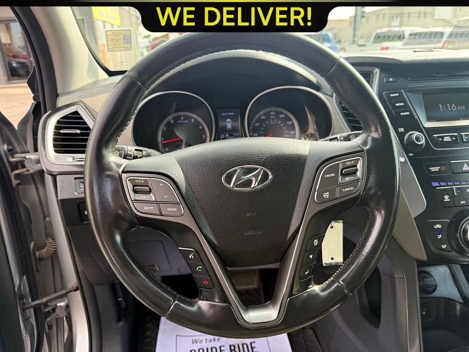 2014 Hyundai Santa Fe GLS photo 11