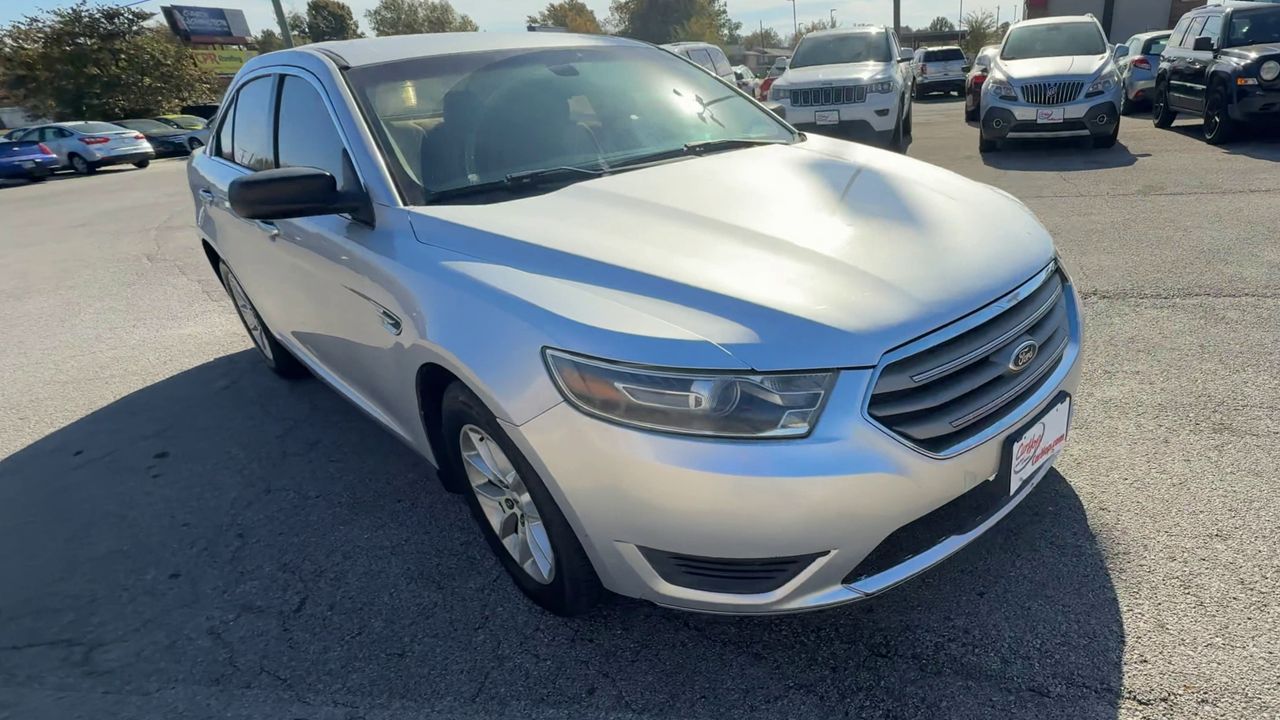 2014 Ford Taurus
